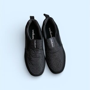 Orthofeet Black Quilted Men's Loafers